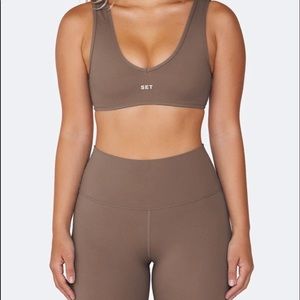 SET sportbody dugout leggings +dip bra SMALL